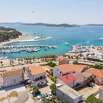 And Antee * Vodice