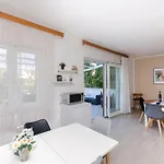And Antee Apartment