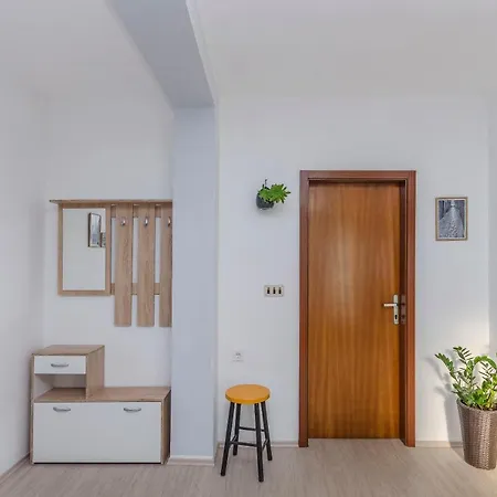 Appartamento And Antee