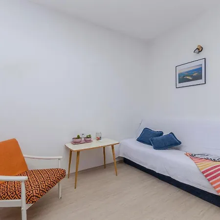 Apartman And Antee Vodice