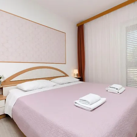 Appartement And Antee Vodice