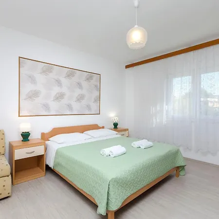 Apartment And Antee