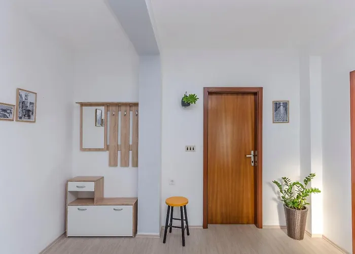 Apartamento And Antee