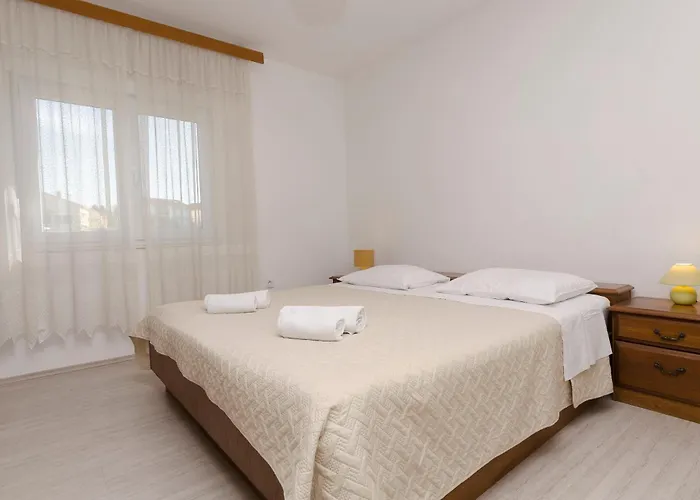 And Antee Apartment *